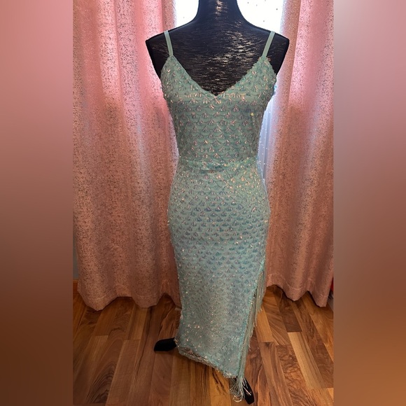 Sequin Midi Dress - Picture 2 of 8